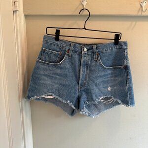 Levi's - 501 ORIGINAL FIT HIGH RISE WOMEN'S SHORTS; Size W30